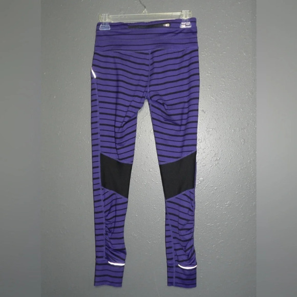 Athleta Relay Striped Leggings, Size Small, Good Condition - Picture 2 of 5